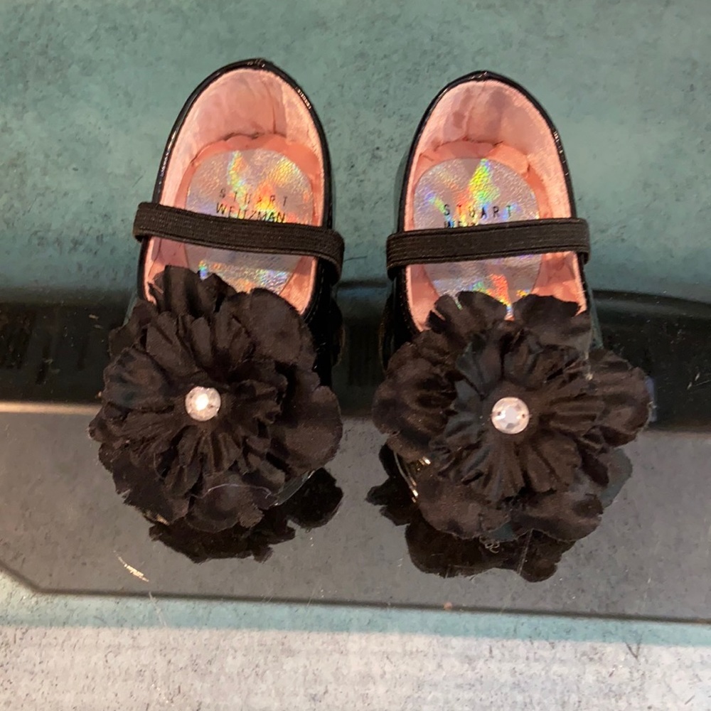 Stuart weitzman baby ballet size 1